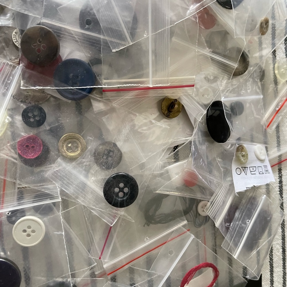 Buttons Bundle - Picture 7 of 7